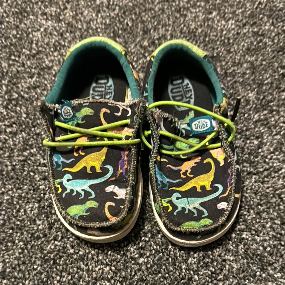 Size 8 Hey Dudes